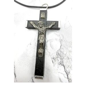 Vintage Italian Wooden Crucifix Necklace Gold Tone Corpus Cross Catholic 20"